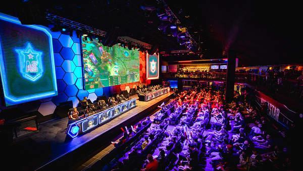 在比赛的前 在比赛的前